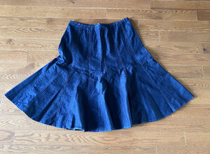 Elegant Blue Denim Skirt